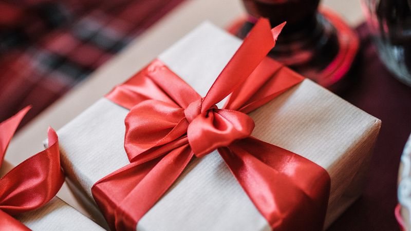 Wrapped gift box